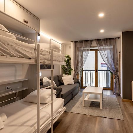 Estudio Para Grupos Pequenos En El Pas De La Casa - Centrico Bagian luar foto