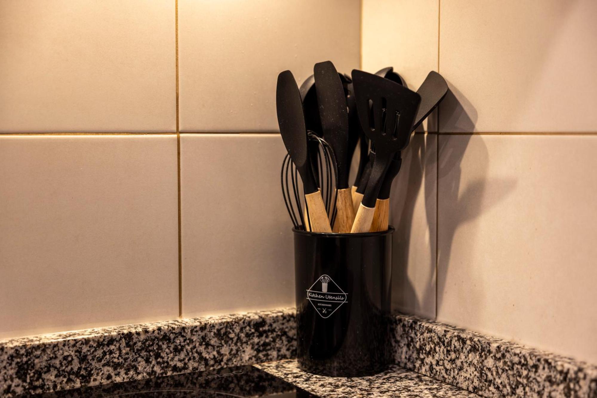 Estudio Para Grupos Pequenos En El Pas De La Casa - Centrico Bagian luar foto