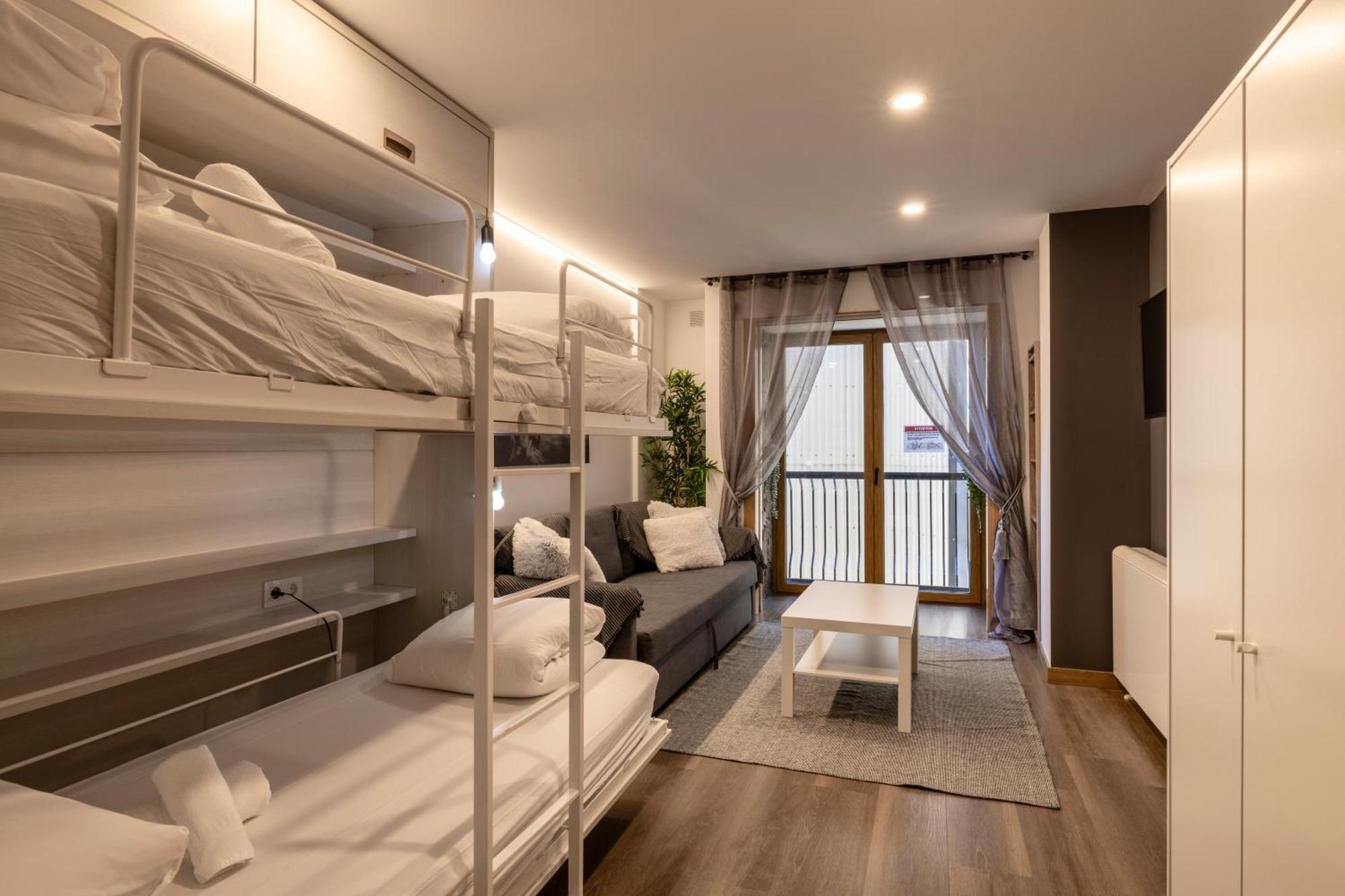 Estudio Para Grupos Pequenos En El Pas De La Casa - Centrico Bagian luar foto